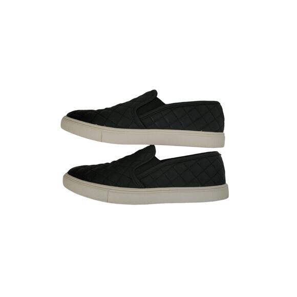 Steve Madden Womens Ecentrcq Low Top Slip on Quilted Sneakers Black Size 8B - Picture 3 of 7